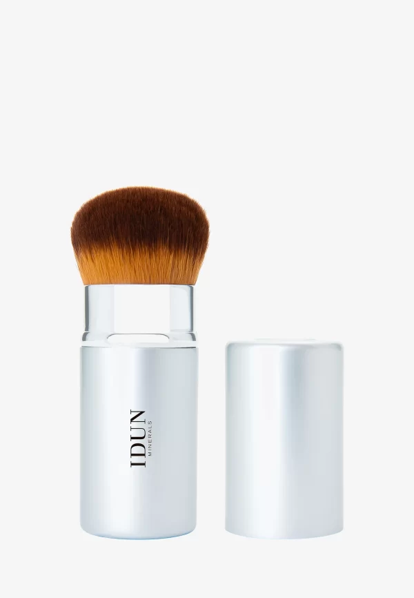 idun Retractable Kabuki Brush